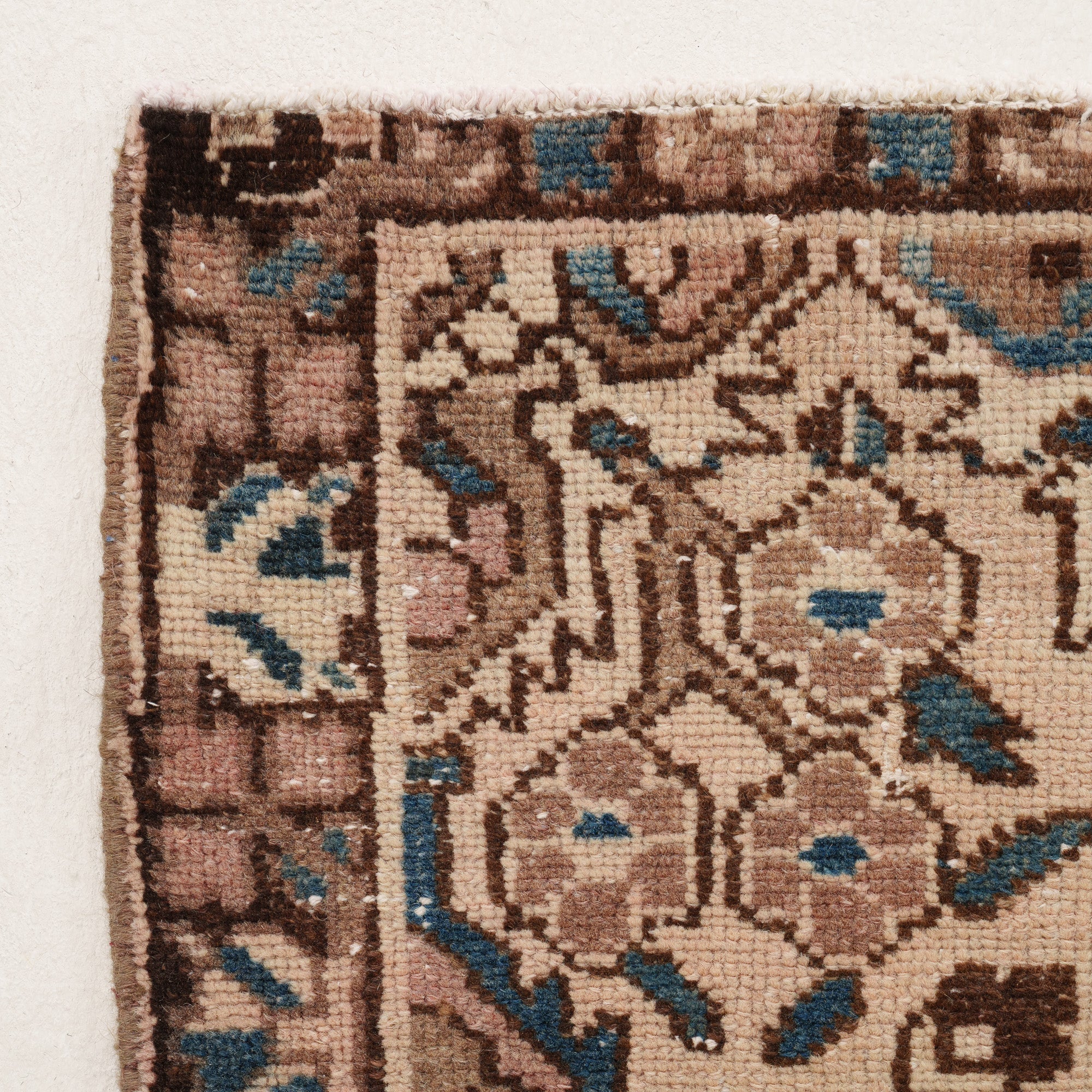 Medallion 9x11 Area Rug