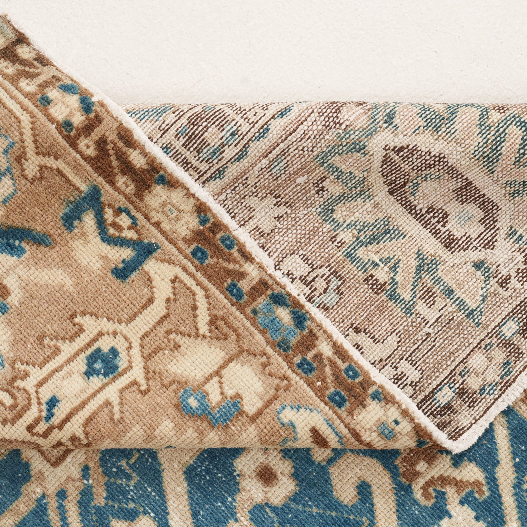 9x12 Beige Area Rug