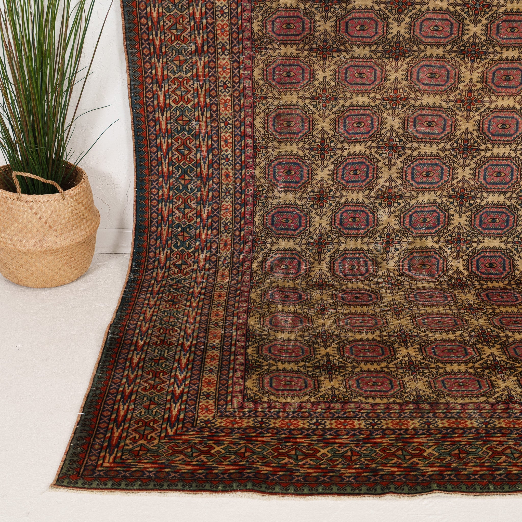 6x9 Persian Rug
