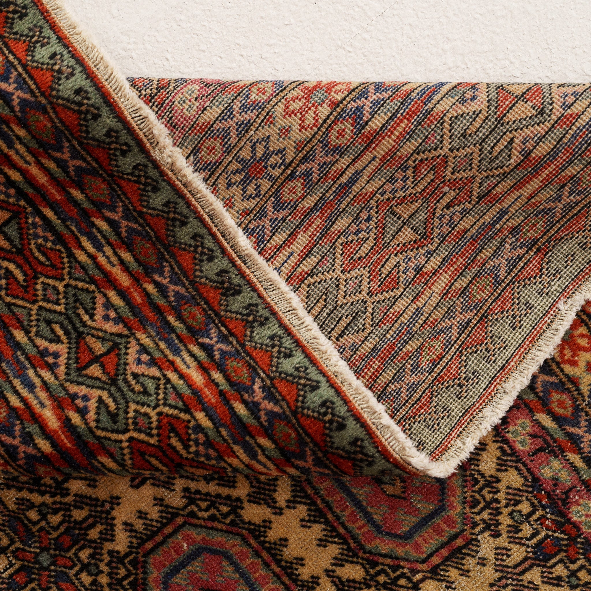 6x9 Red Area Rug