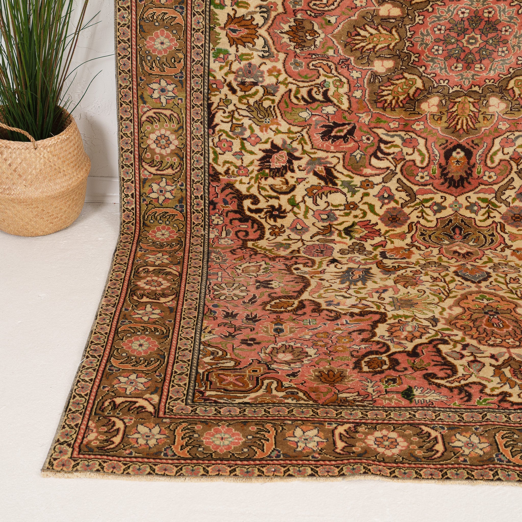6x10 Persian Rug