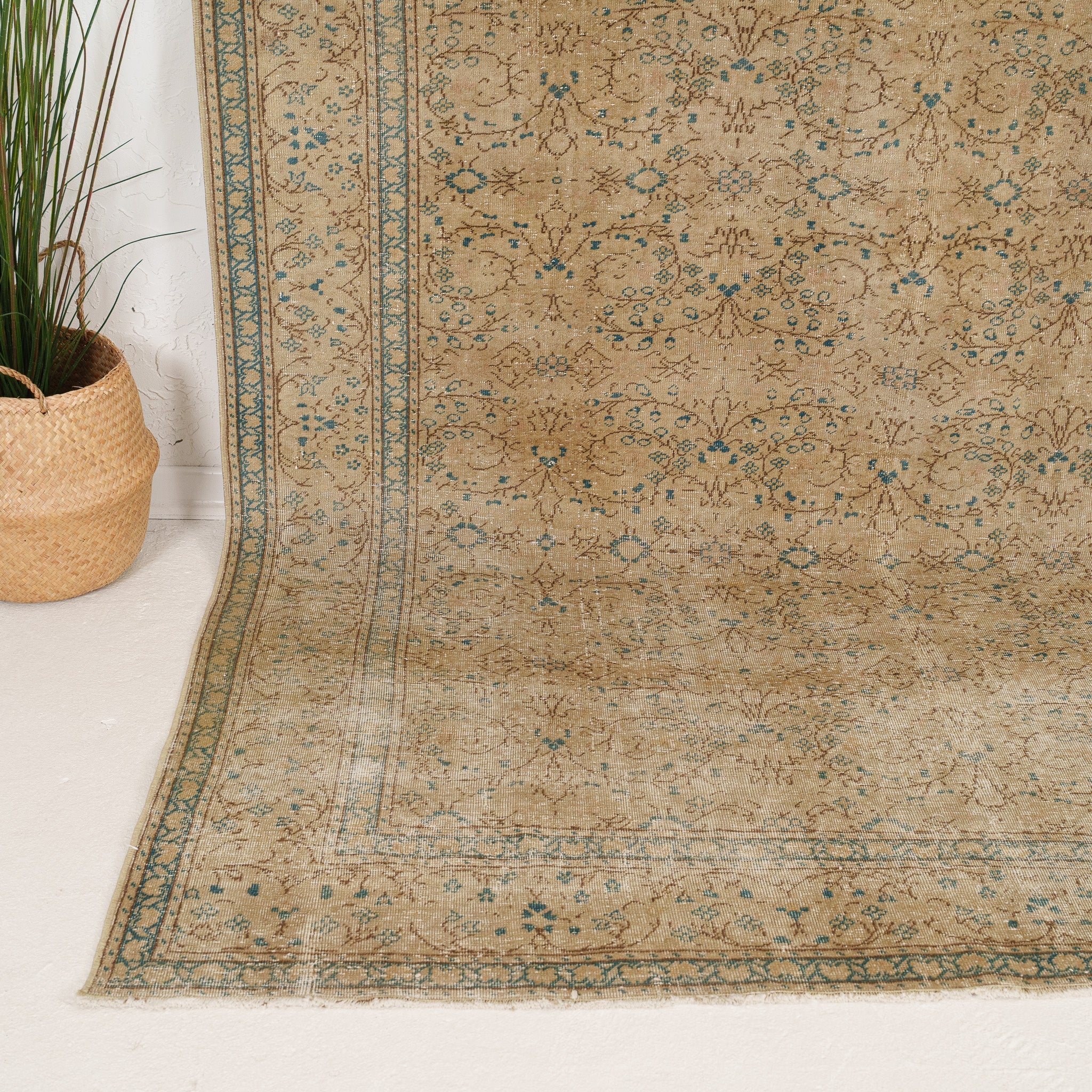 6x9 Persian Rug