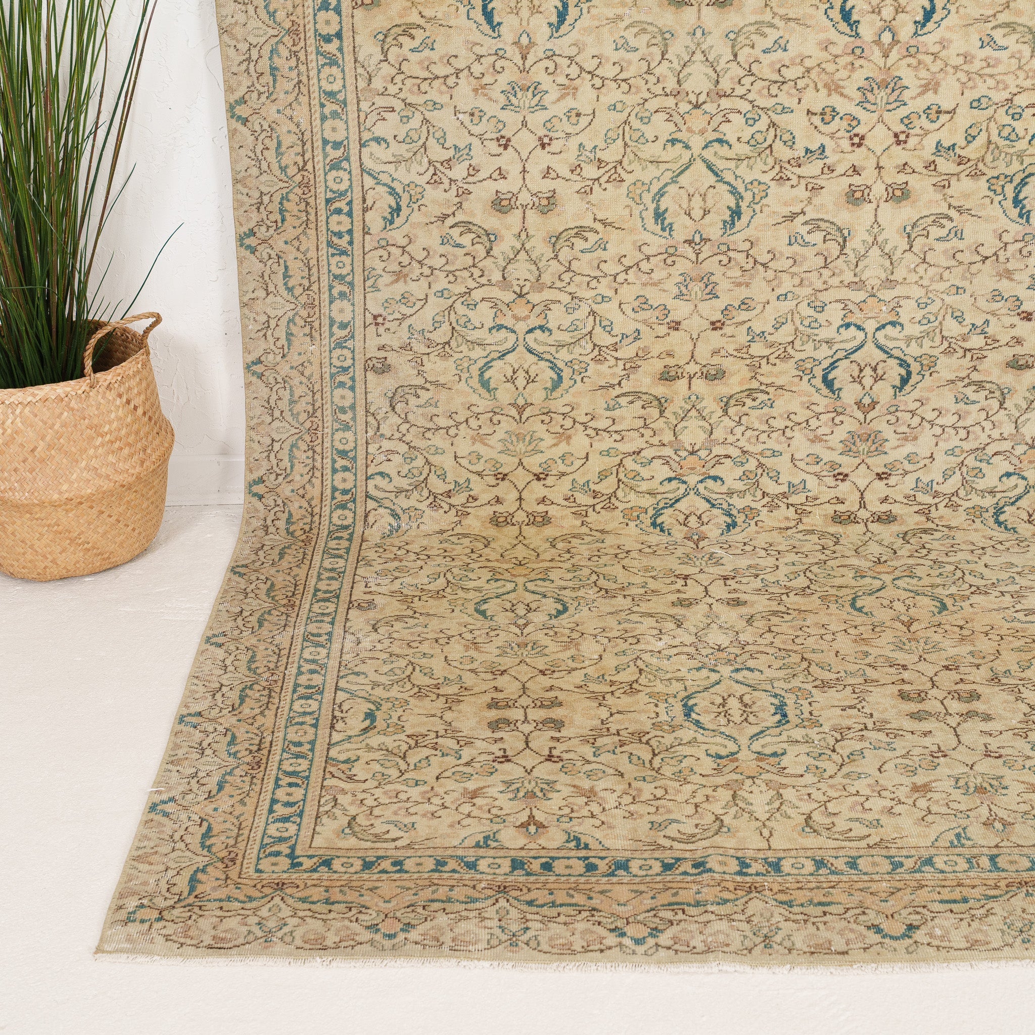 6x10 Persian Rug