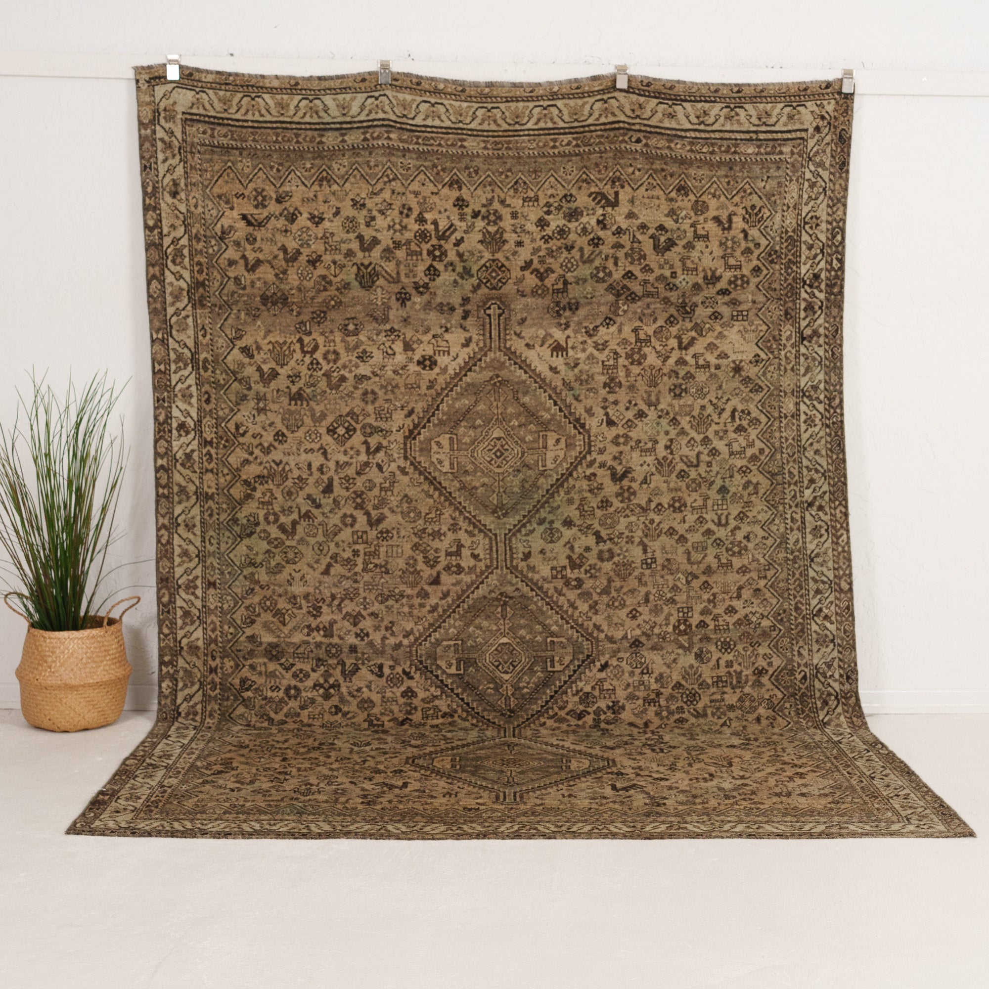 Handmade Persian Area Rug