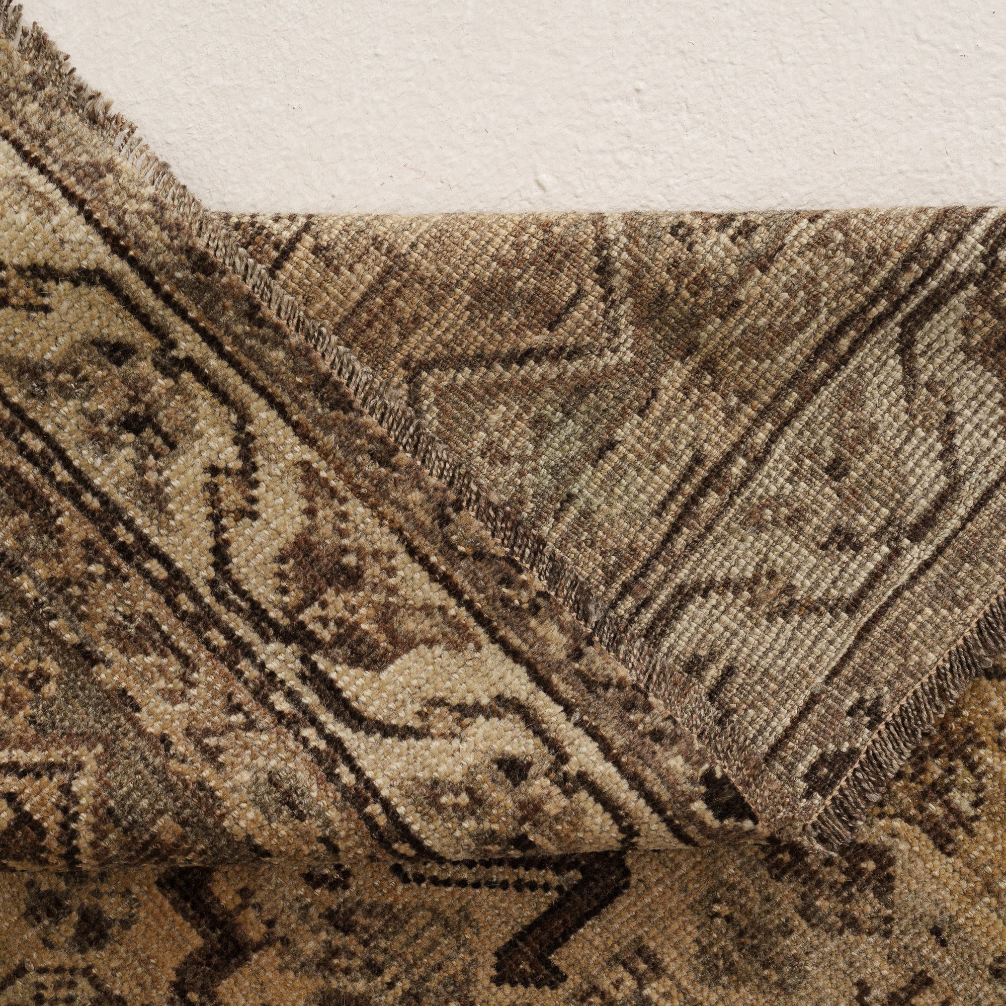 7x10 Brown Area Rug