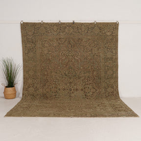 Handmade Persian Area Rug