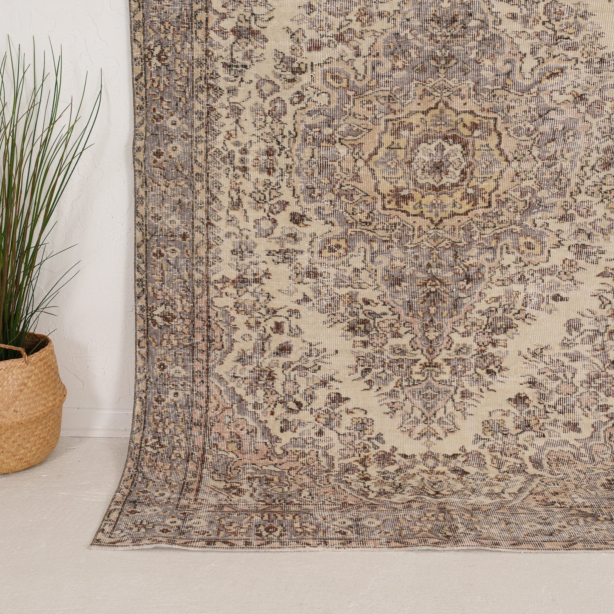 5x8 Persian Rug