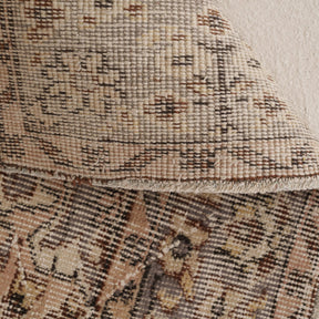 5x8 Beige Area Rug