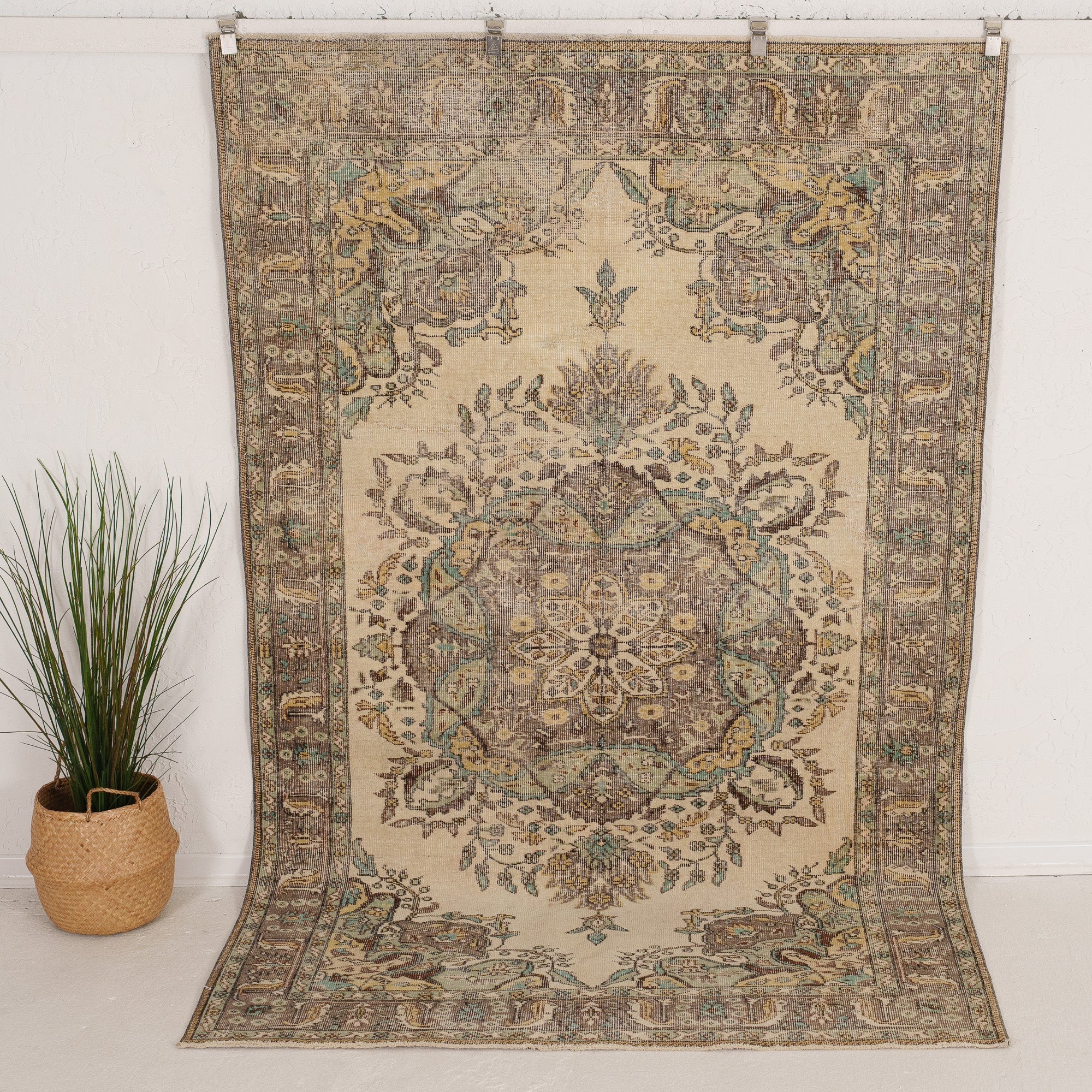50.5×69 “twins-B” ViNTAGE TURKiSH RUG 6' x 9' - Vintage Turkish Area Rug, Beige - Jessaminda | Kuden Rugs