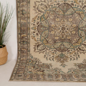 6x9 Persian Rug