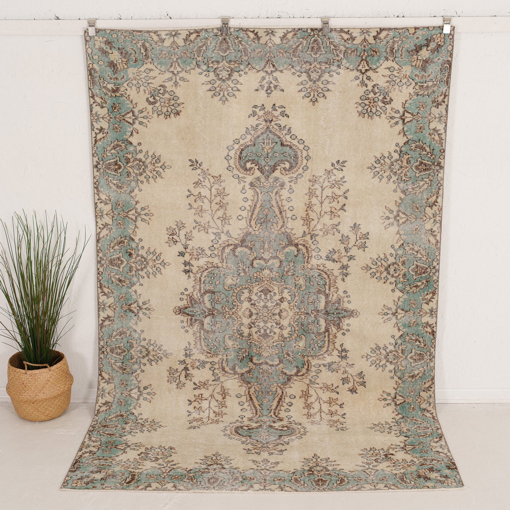 Galsinia - Vintage Turkish Area Rug