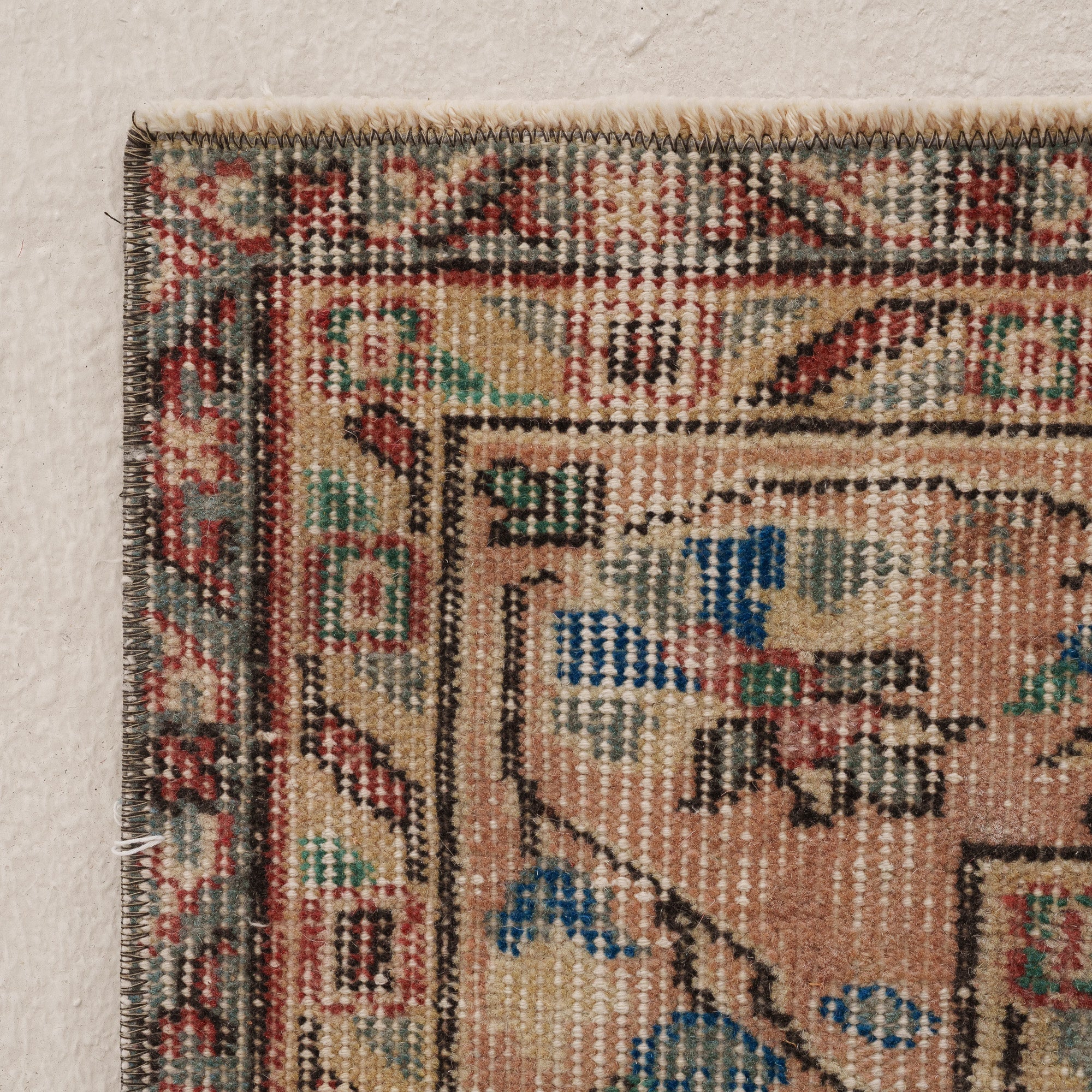 Medallion 5x9 Area Rug