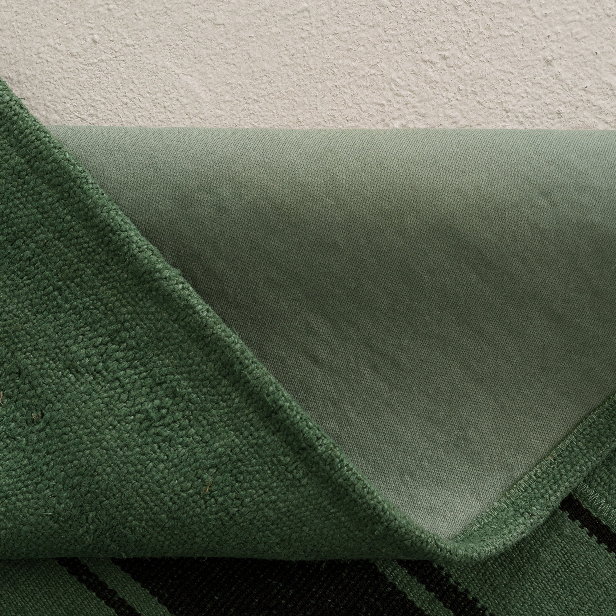 7x9 Green Area Rug