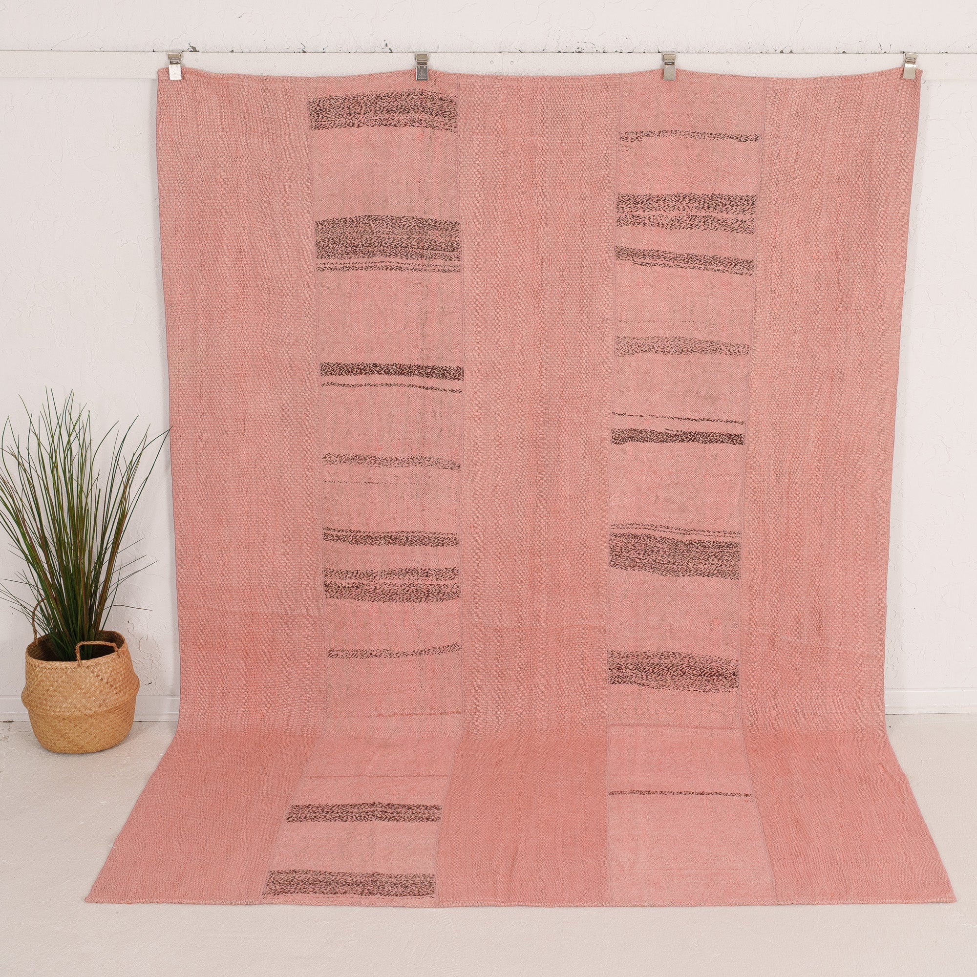 Edaloris - Vintage Turkish Area Rug