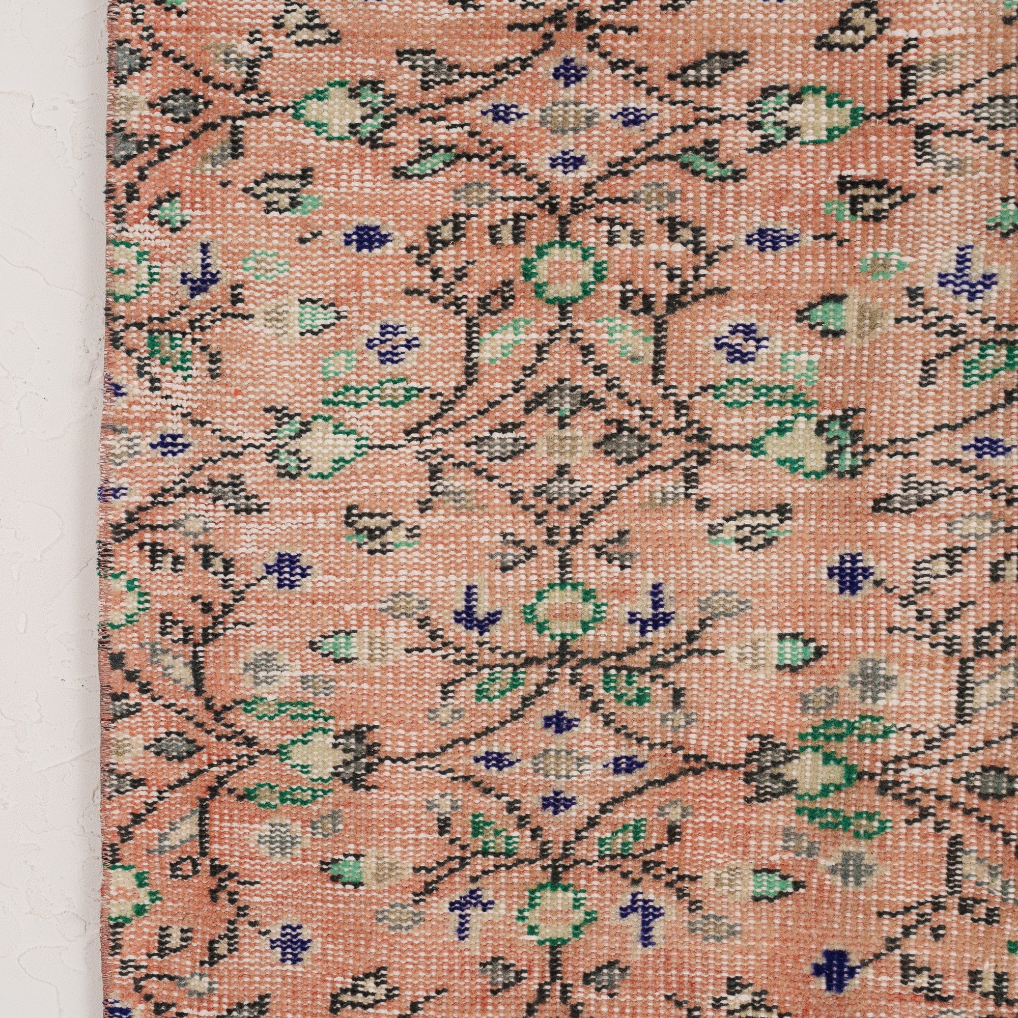 Lavernina - Vintage Turkish Area Rug