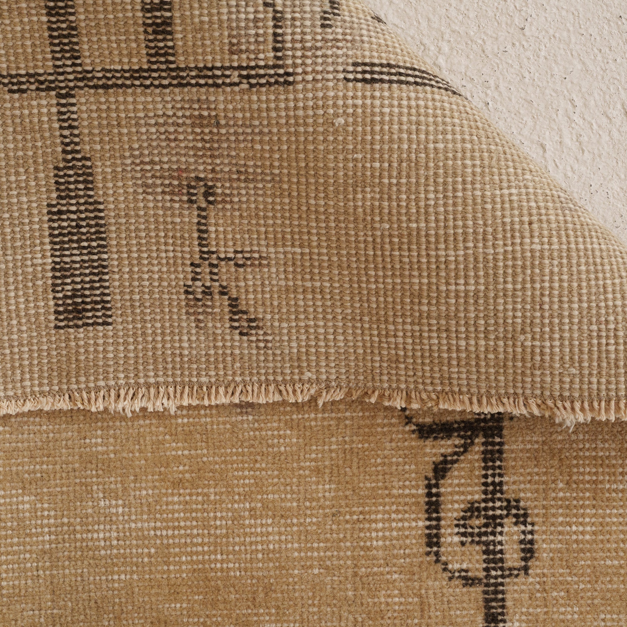 5x8 Beige Area Rug