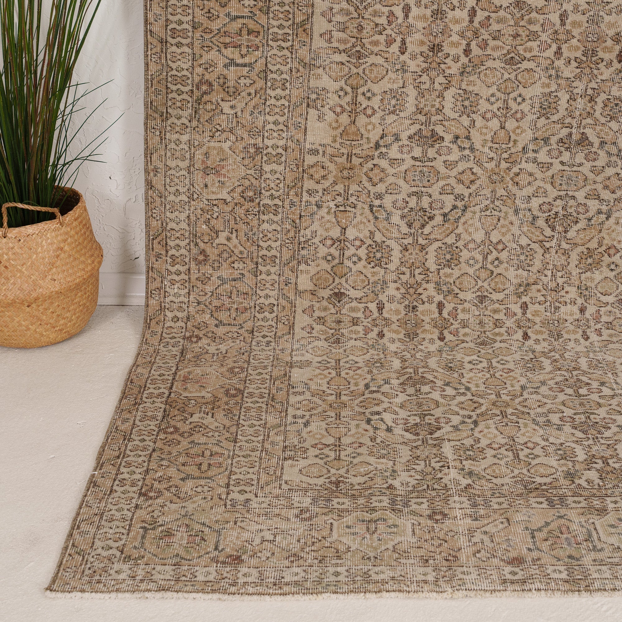 6x10 Persian Rug