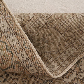 6x10 Beige Area Rug