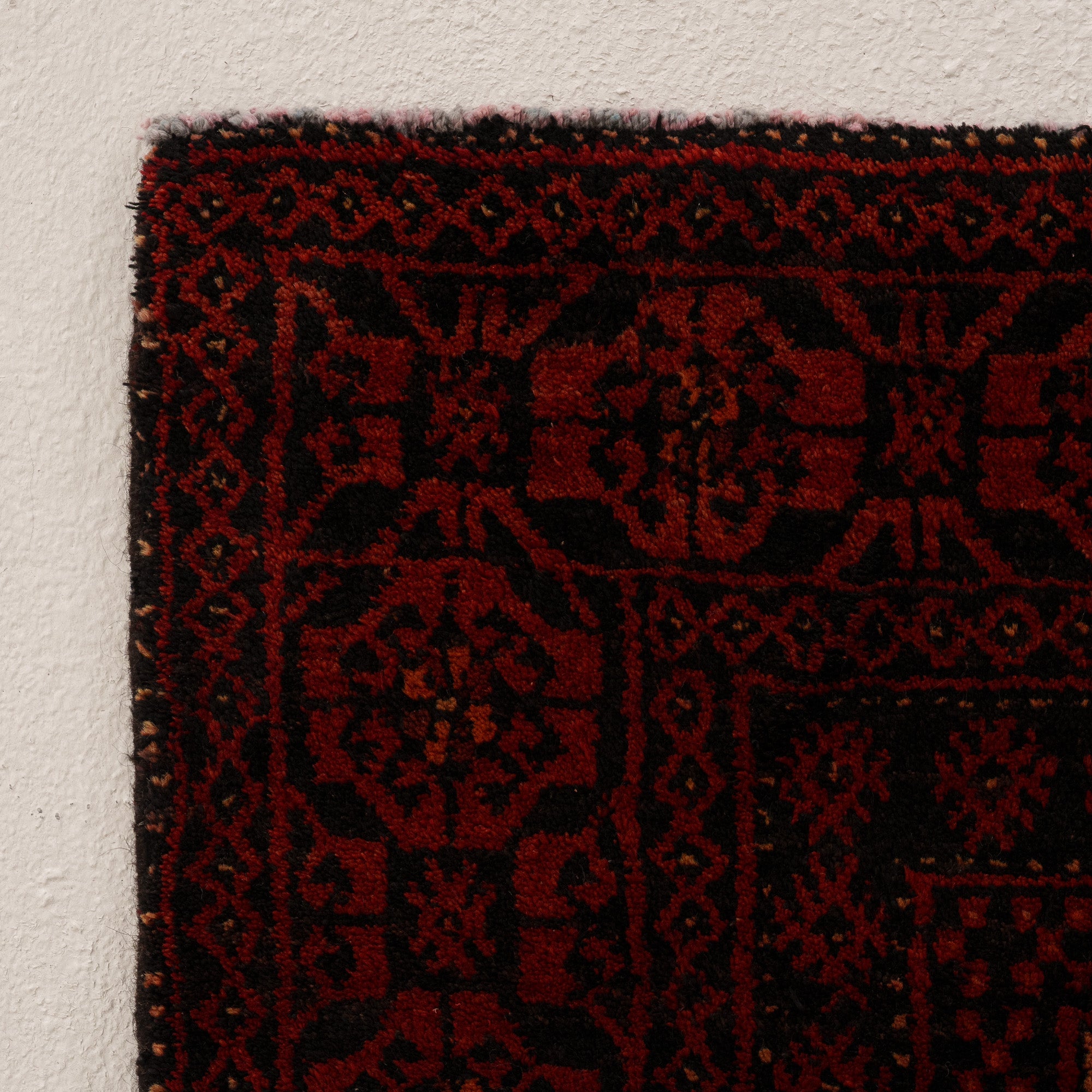 Geometric 4x9 Runner Rug