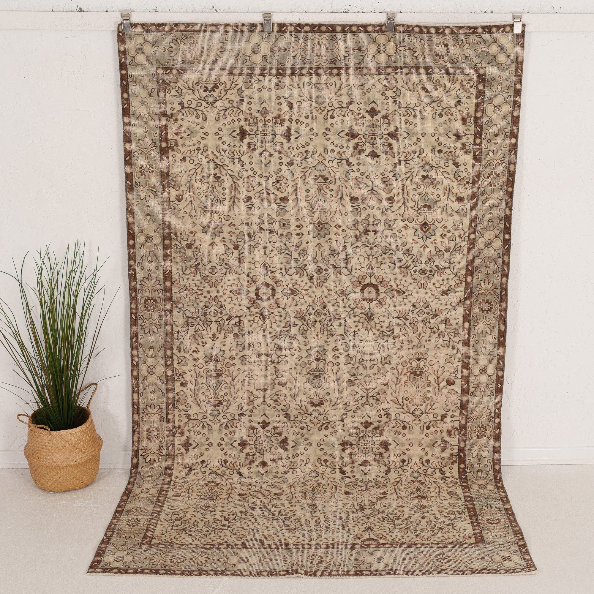 Magdaloria - Vintage Turkish Area Rug
