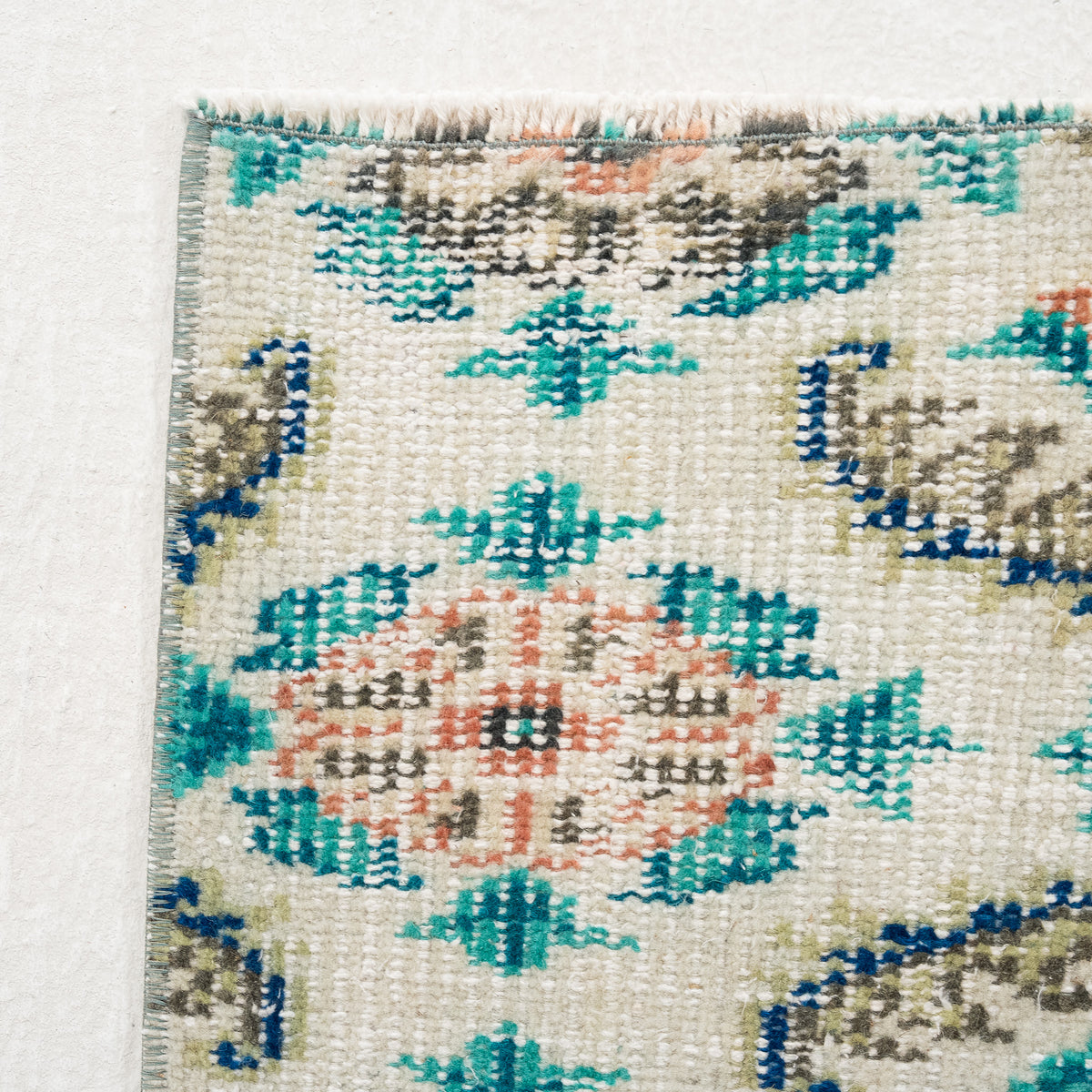 Allover 6x9 Area Rug