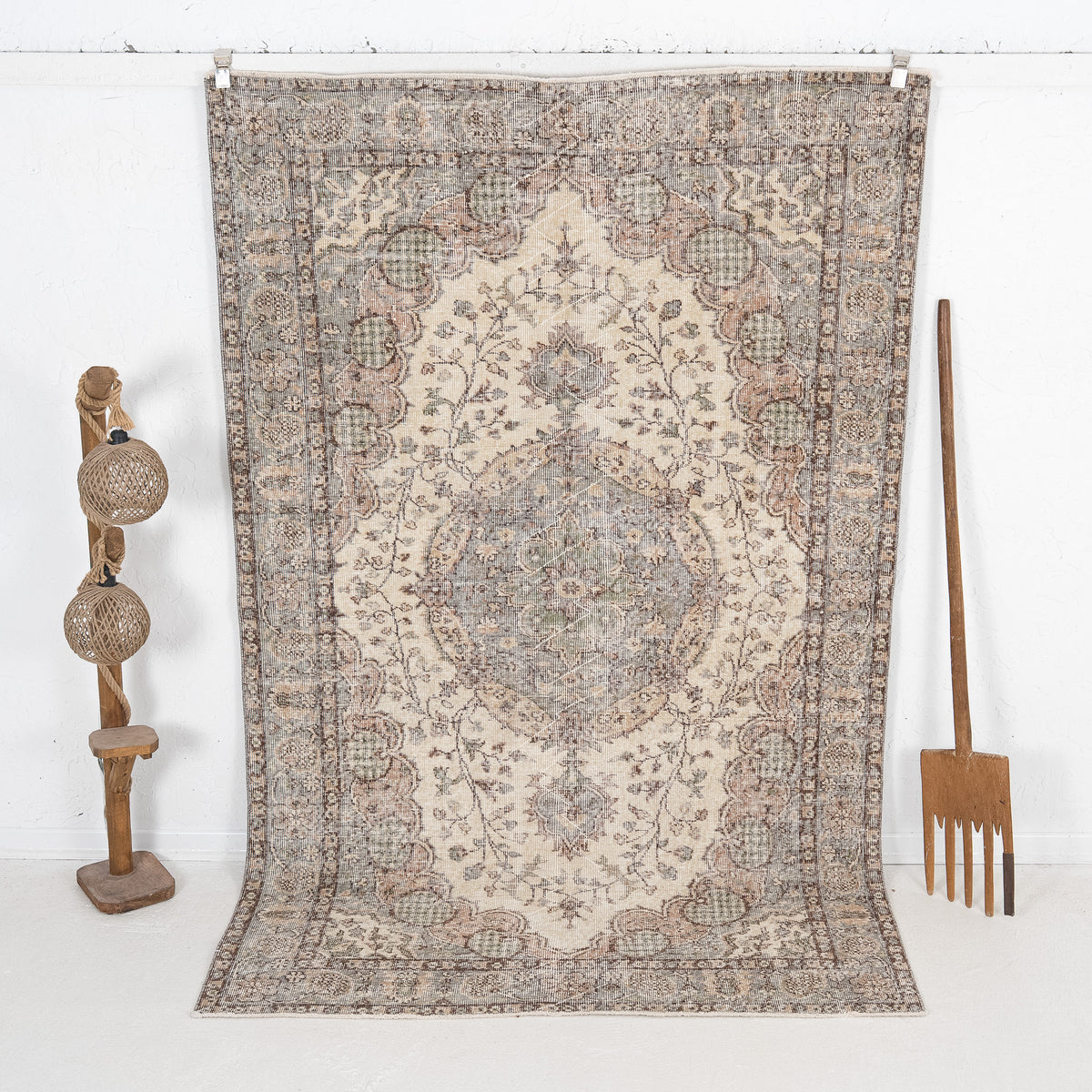Valburginia - Vintage Turkish Area Rug