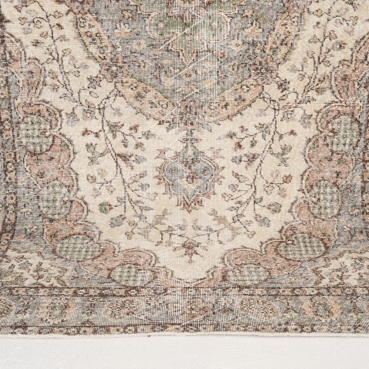 5x8 Persian Rug
