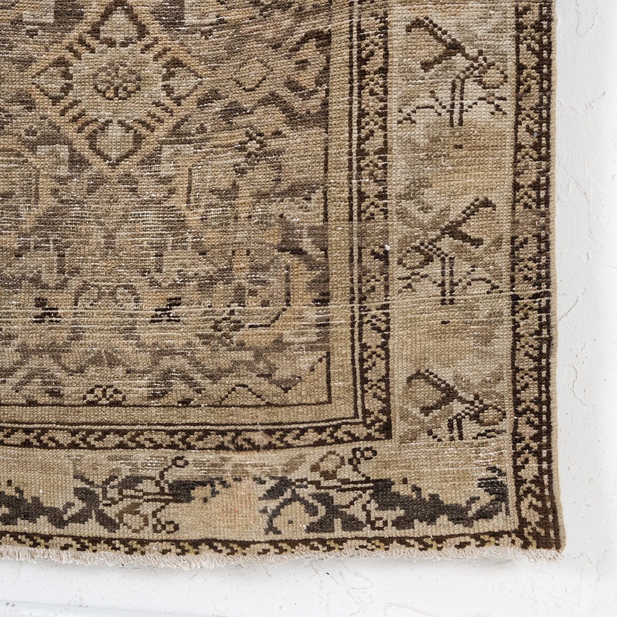 4x6 Brown Area Rug