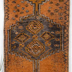 2x8 Vintage Rug