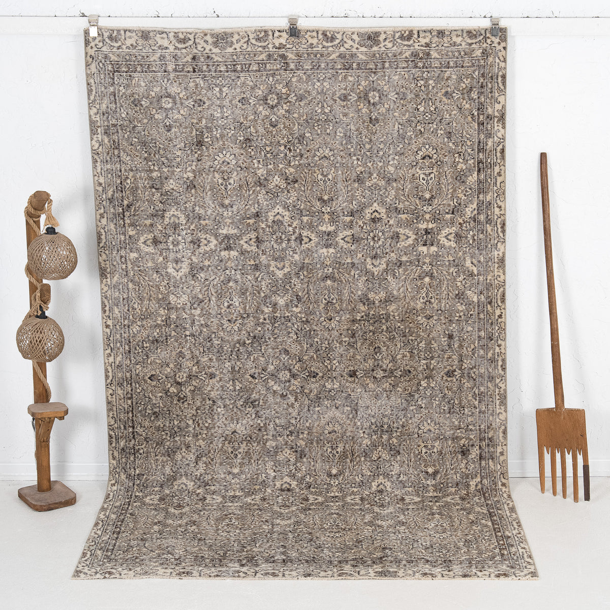 Salvoria - Vintage Turkish Area Rug