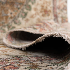 7x10 Beige Area Rug