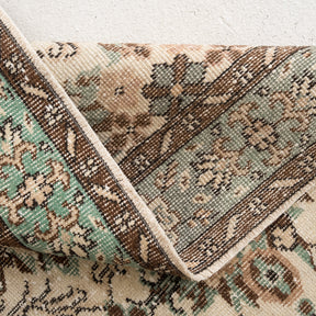 6x9 Beige Area Rug