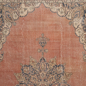 6x10 Vintage Rug