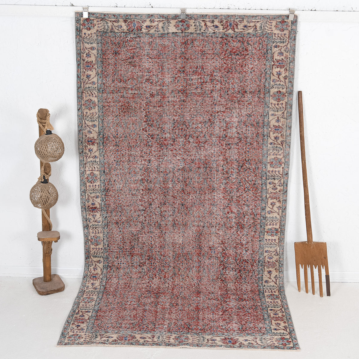 Nidina - Vintage Turkish Area Rug