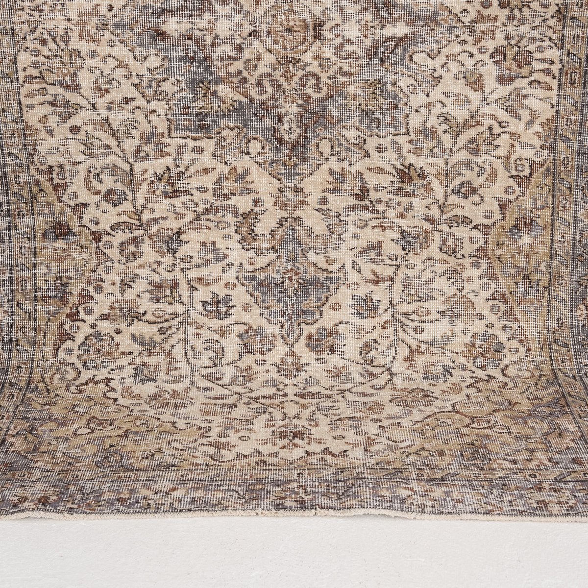 5x8 Persian Rug