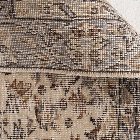 5x8 Beige Area Rug