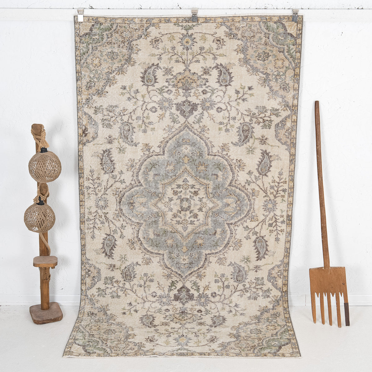Umbertona - Vintage Turkish Area Rug
