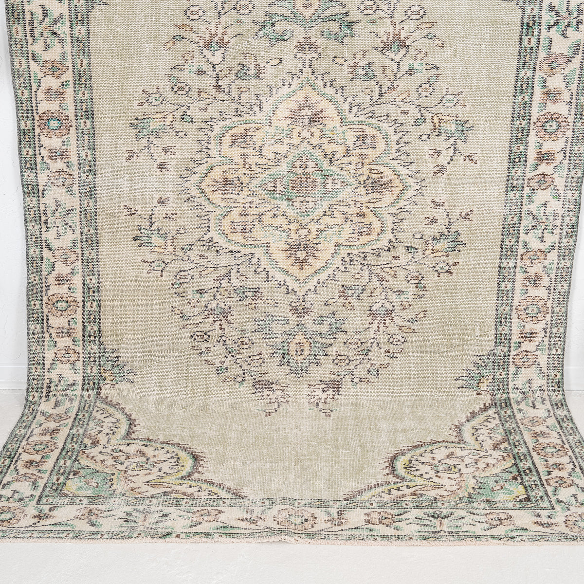 5x9 Persian Rug