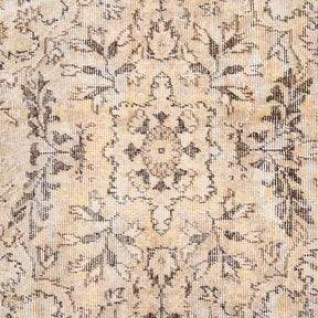 5x9 Vintage Rug