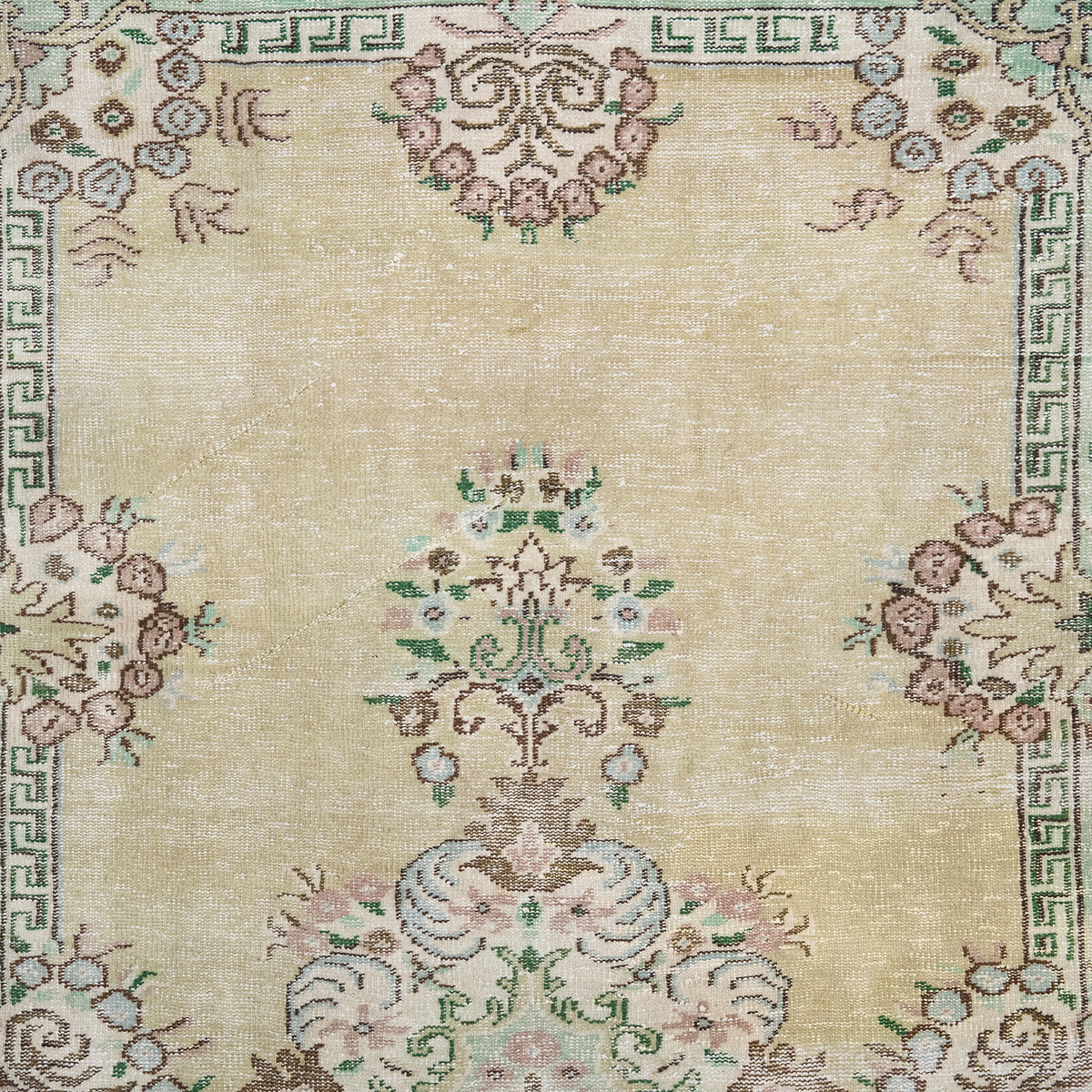 6x10 Vintage Rug