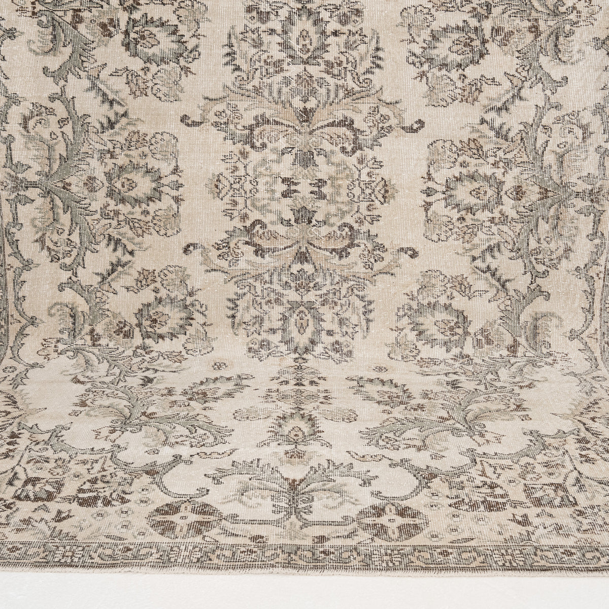 6x10 Persian Rug