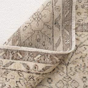 6x10 Beige Area Rug
