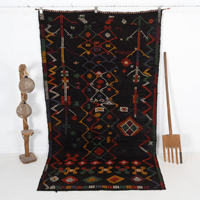 Phoebinda - Vintage Turkish Area Rug