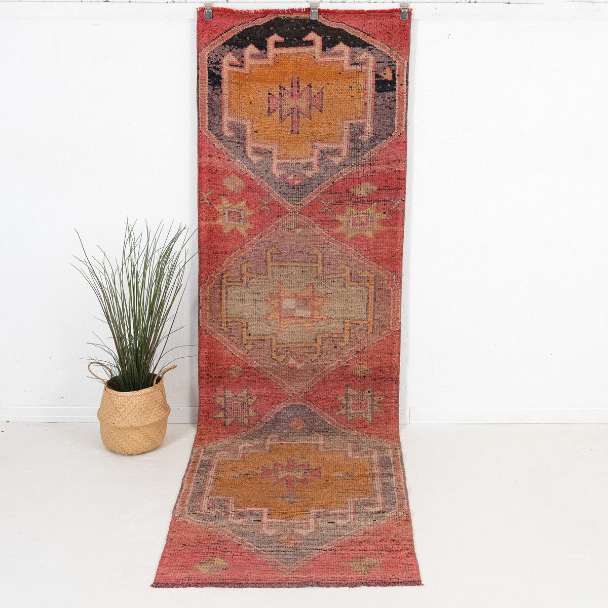 Sebastianda - Vintage Turkish Runner Rug