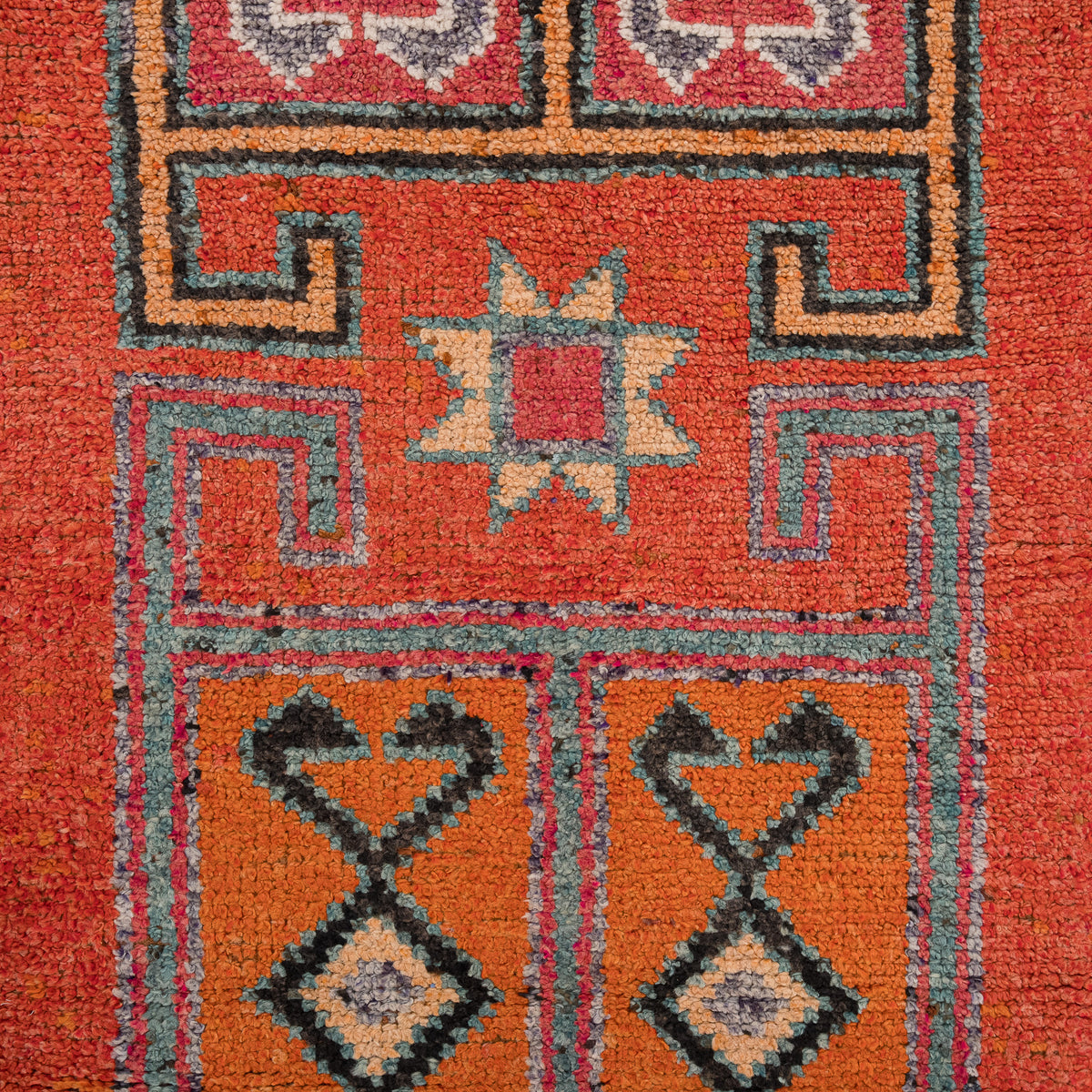 3x9 Vintage Rug