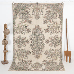 Nicolira - Vintage Turkish Area Rug