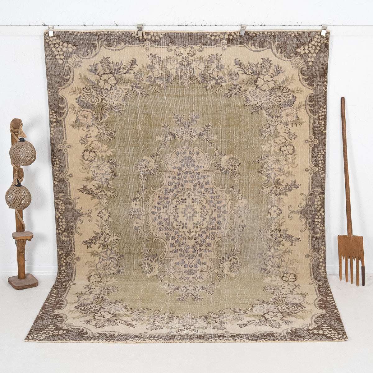Sibillinia - Vintage Turkish Area Rug