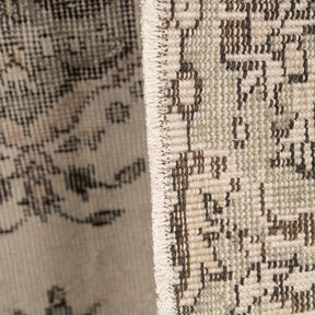 4x7 Beige Area Rug