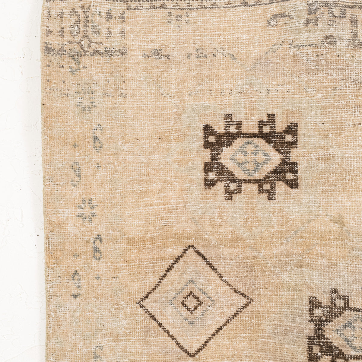 Eustachena - Vintage Persian Small Rug