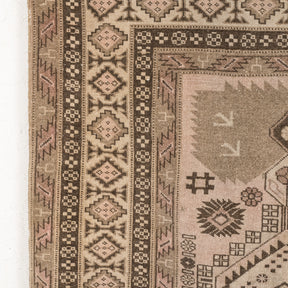 Sigismundira - Vintage Persian Area Rug